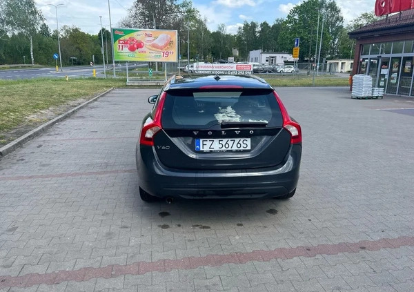 Volvo V60 cena 38000 przebieg: 260000, rok produkcji 2012 z Góra małe 121